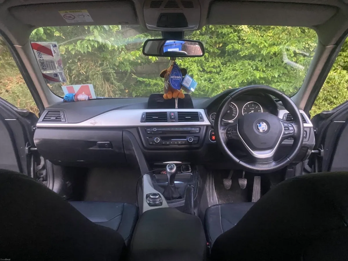 Bmw 3 series - Image 4