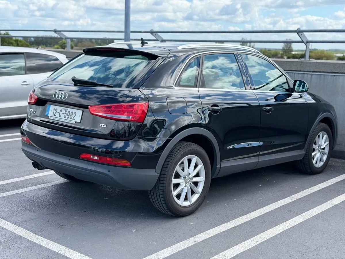 Audi Q3 2012 - Image 6