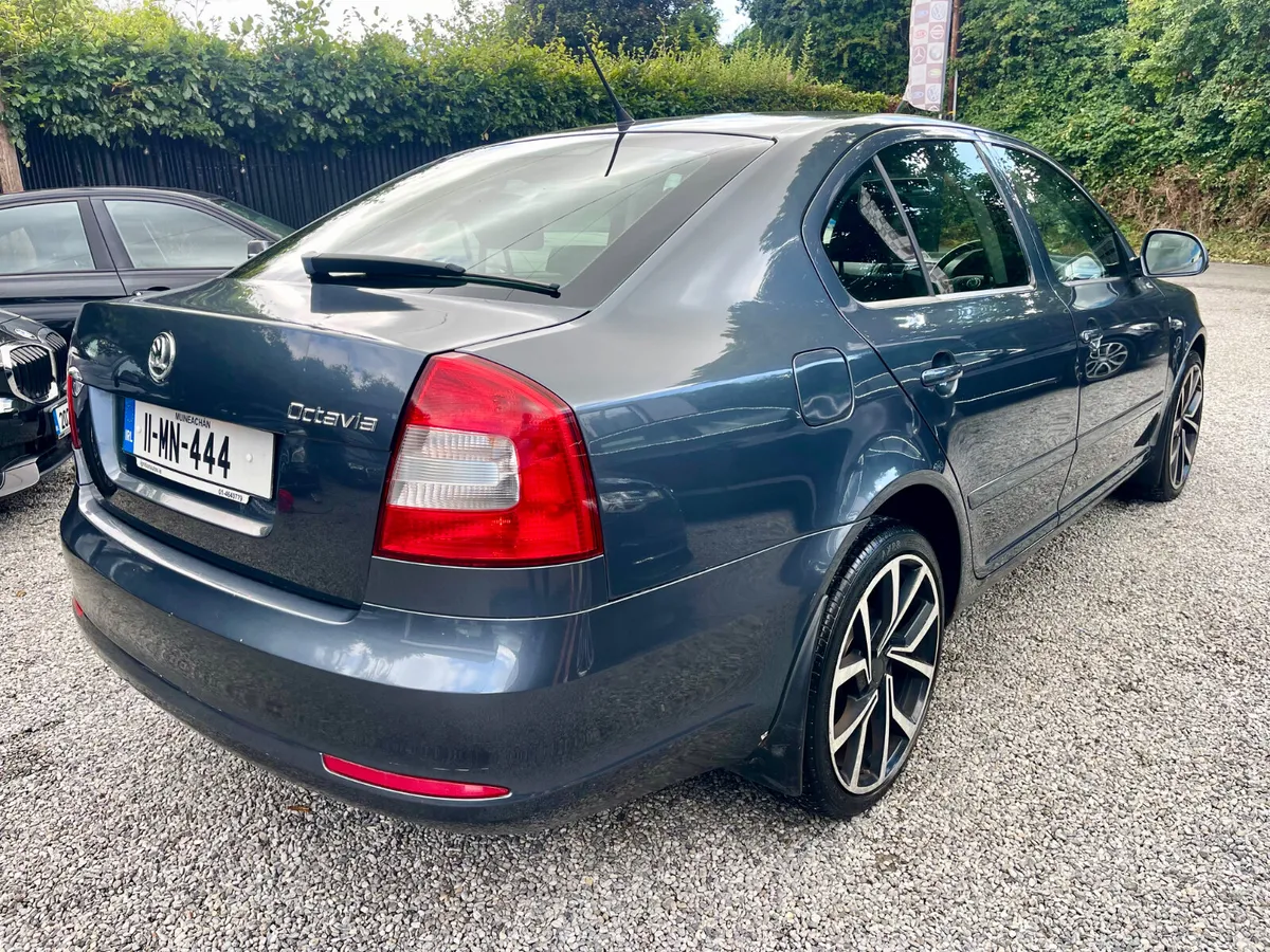 2011 Skoda Octavia 1.6 TDI Manual – VRS Interior - Image 6