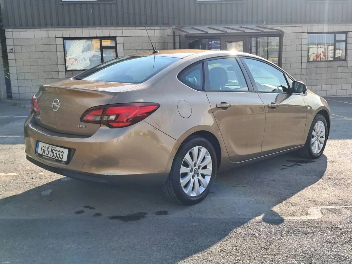 Opel  Astra 1.7 TDCI - Image 5