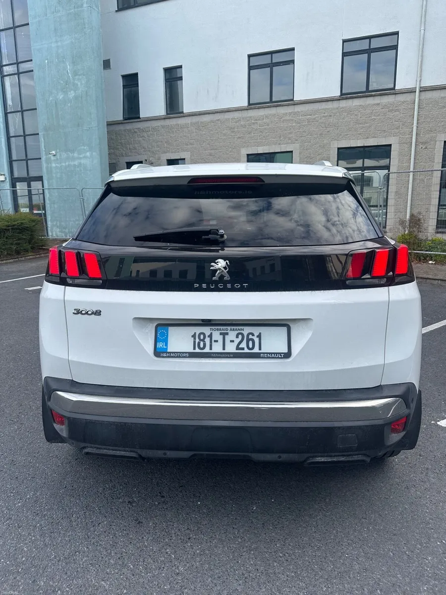 Peugeot 3008 1.2 130BHP Allure PRICED TO SELL - Image 6