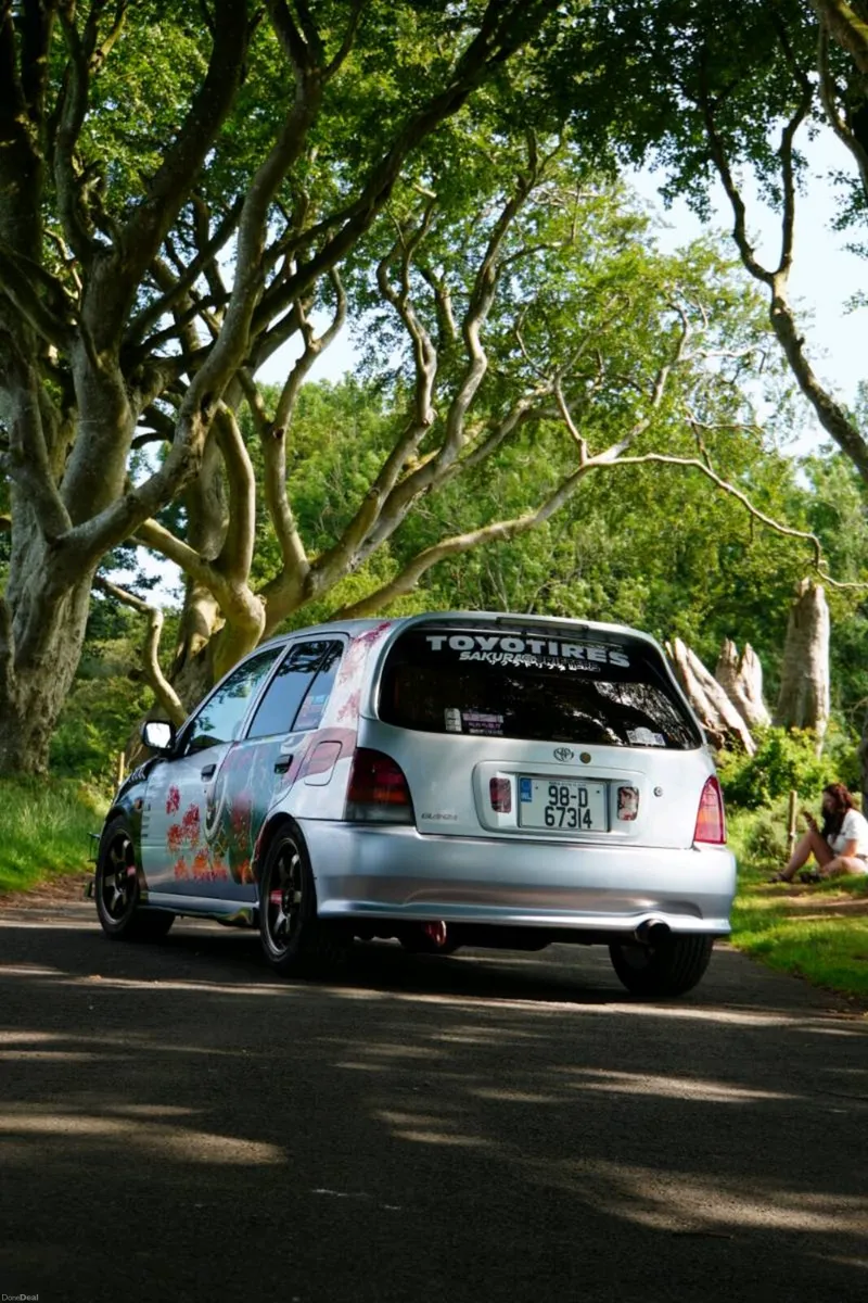 Toyota starlet - Image 3