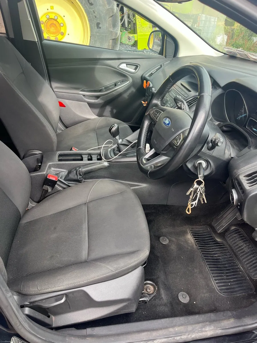 Ford focus - Image 5
