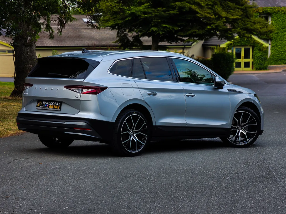 2022 SKODA ENYAQ 132KW 60 LOFT 62KWH Sport SE Loft - Image 2