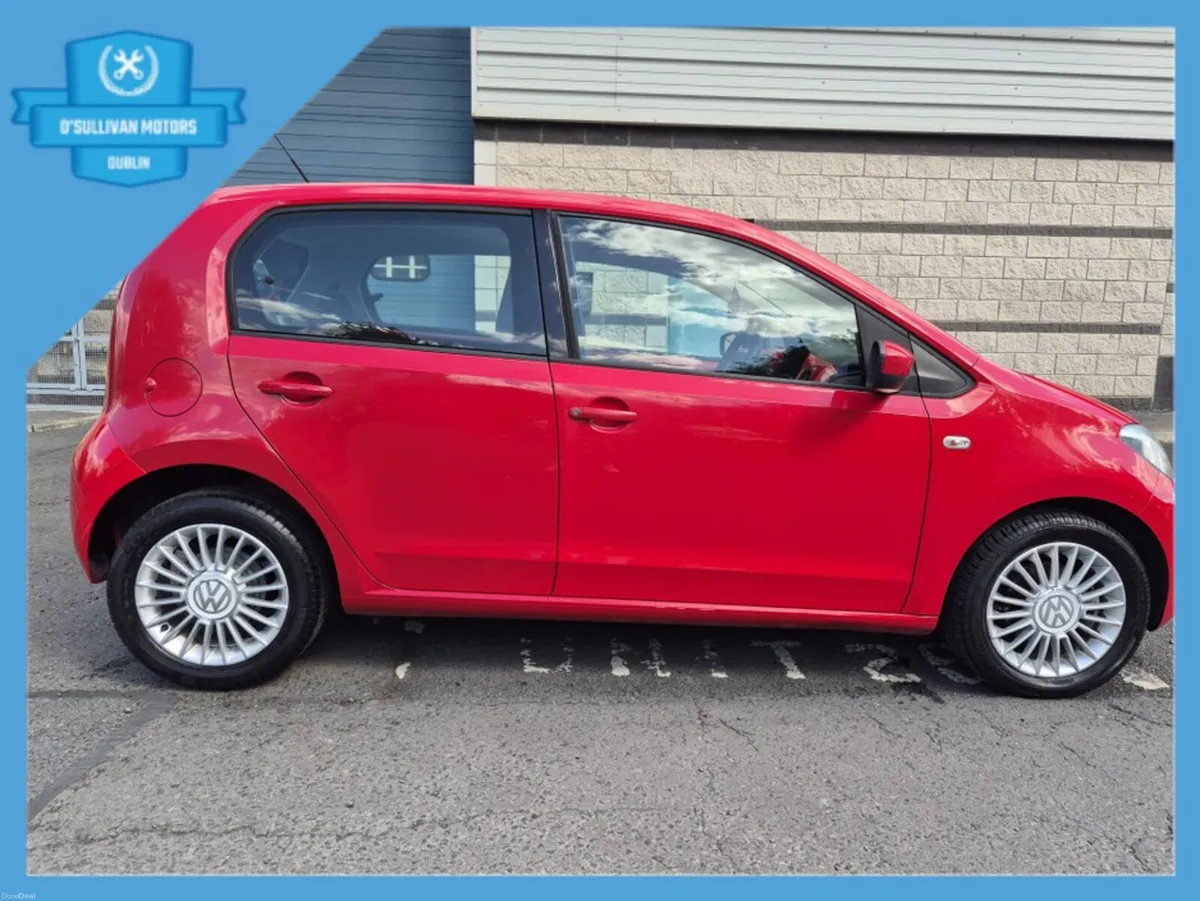 Volkswagen up! / 2013 / 1.0 PETROL / AUTOMATIC - Image 4