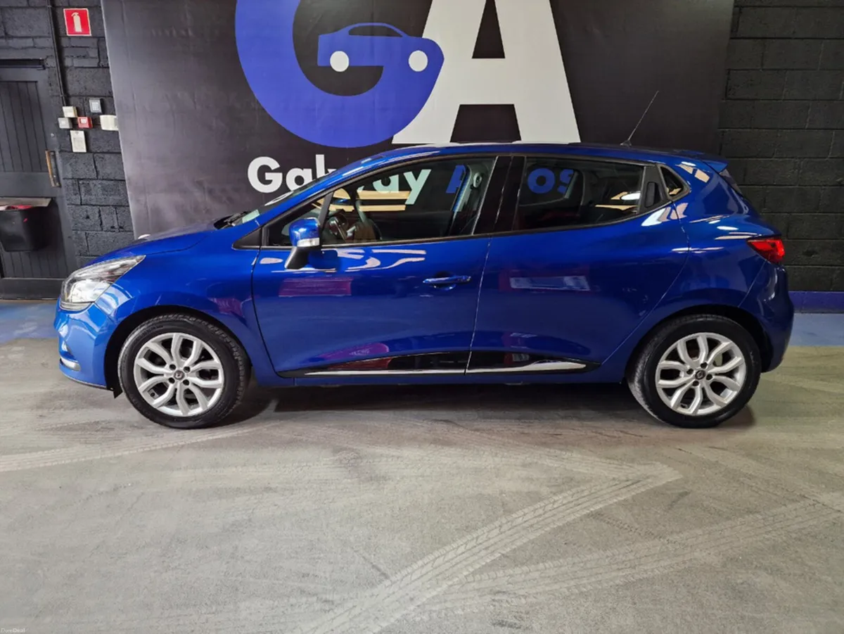 Renault Clio DYNAMIQUE **SAT NAV, CRUISE CONTROL, - Image 5