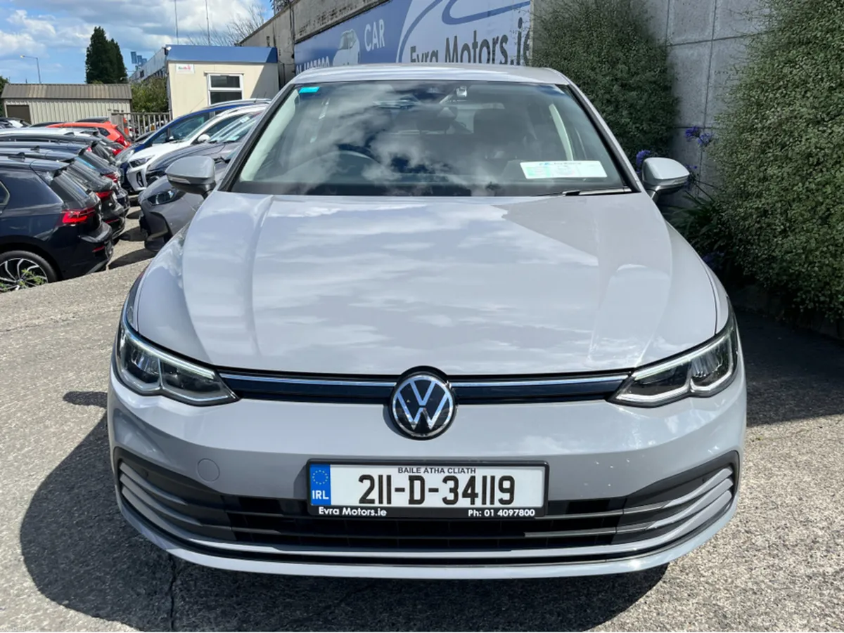 Volkswagen Golf 1.0 TSI PETROL MANUAL //ADAPTIVE C - Image 2