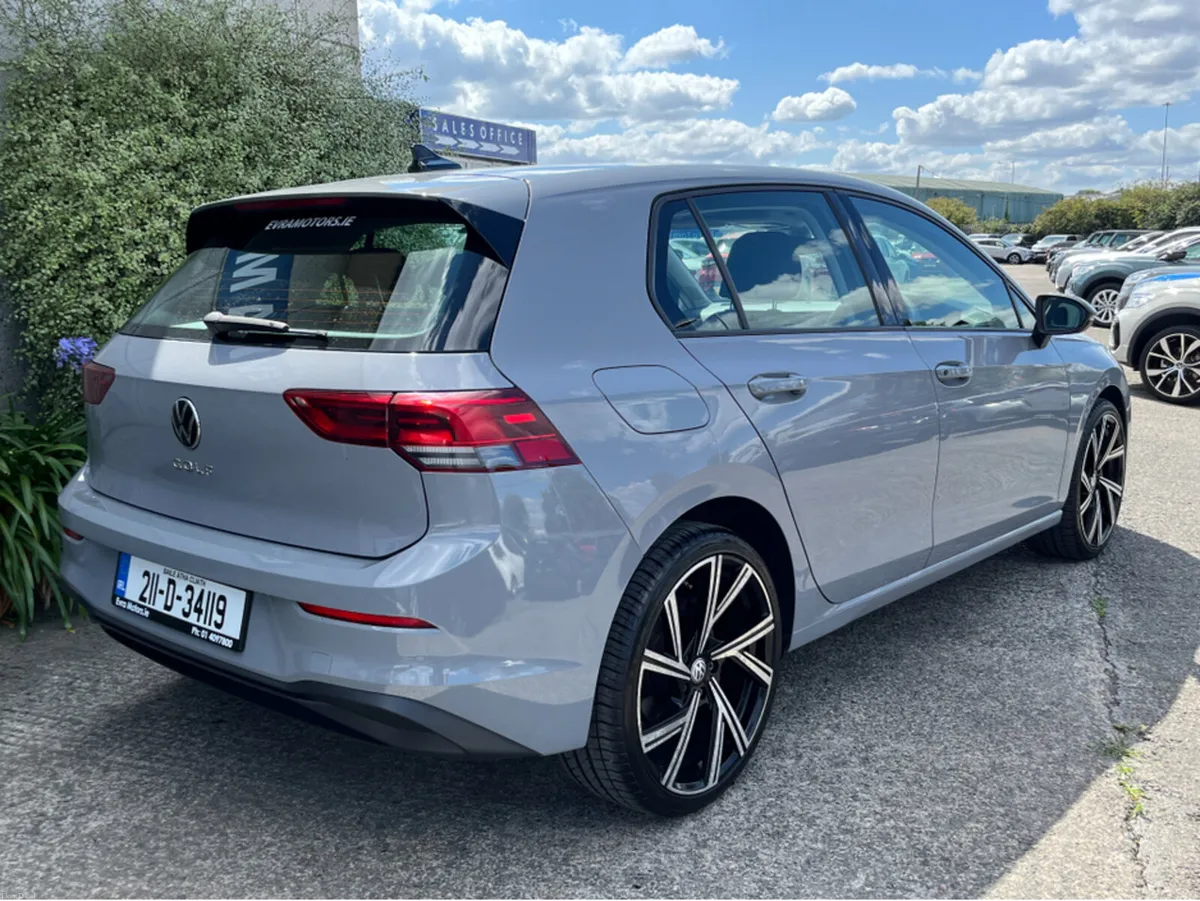 Volkswagen Golf 1.0 TSI PETROL MANUAL //ADAPTIVE C - Image 4
