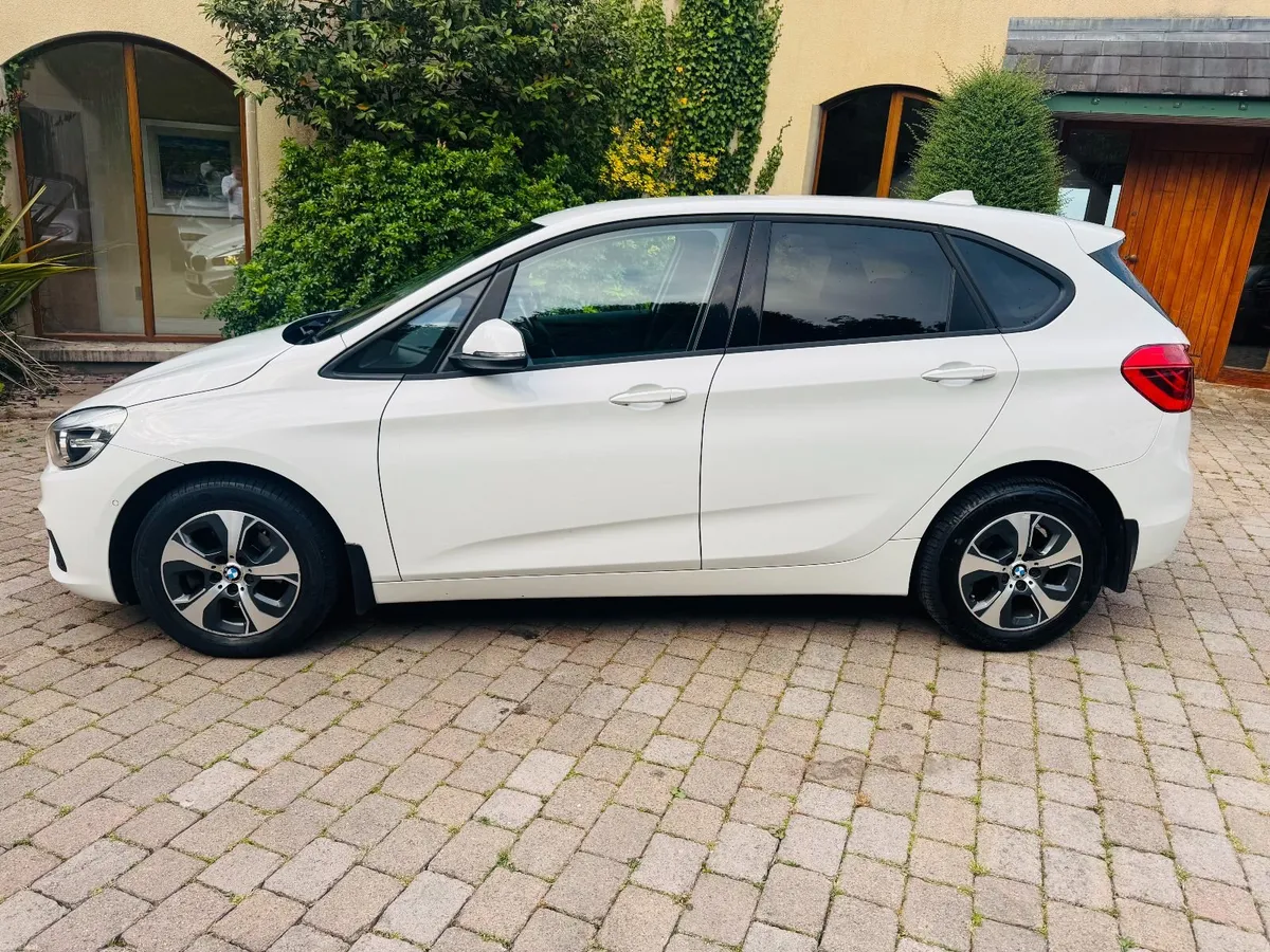 BMW 216d AUTO Active Tourer - 1 Owner NI LOW VRT - Image 3