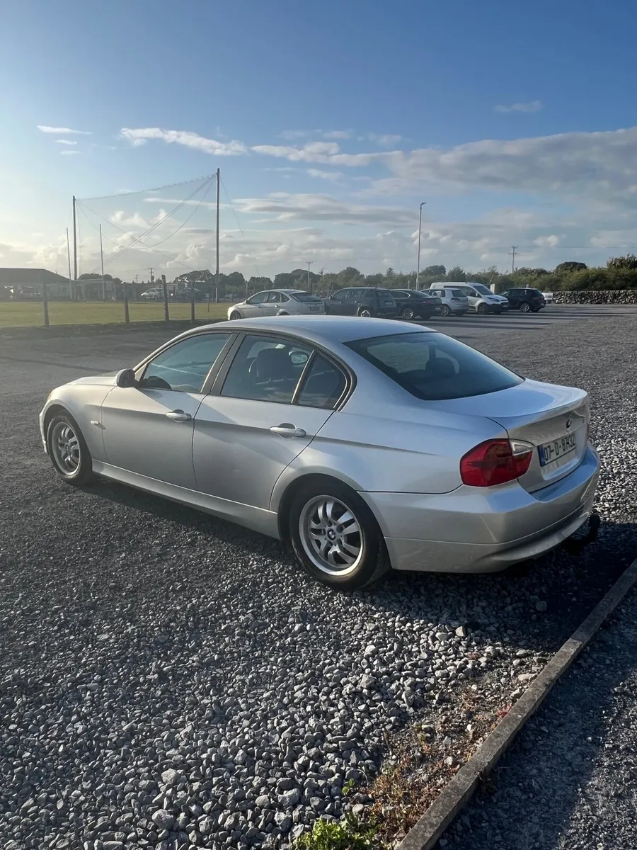 BMW 3-Series 2007 - Image 3