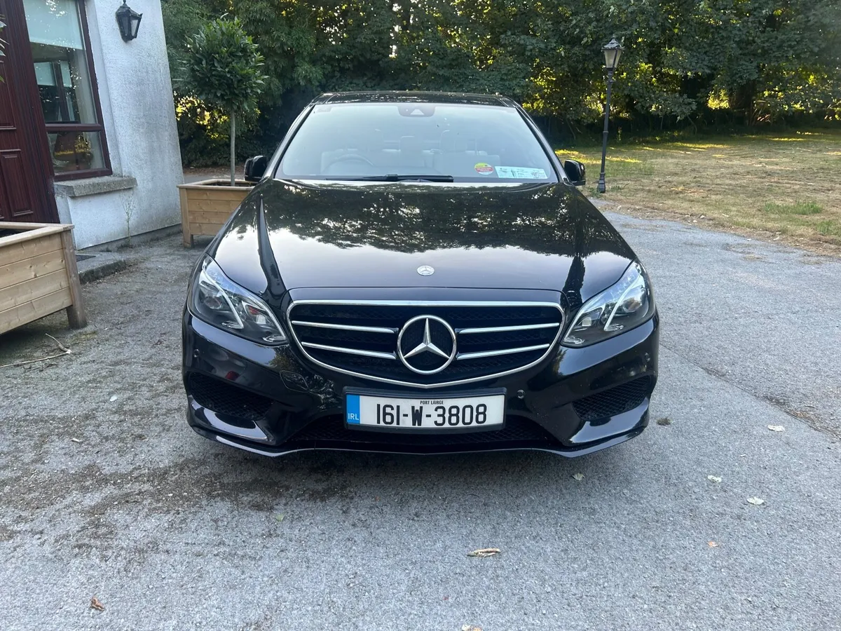 Mercedes-Benz E-Class 2016 - Image 2