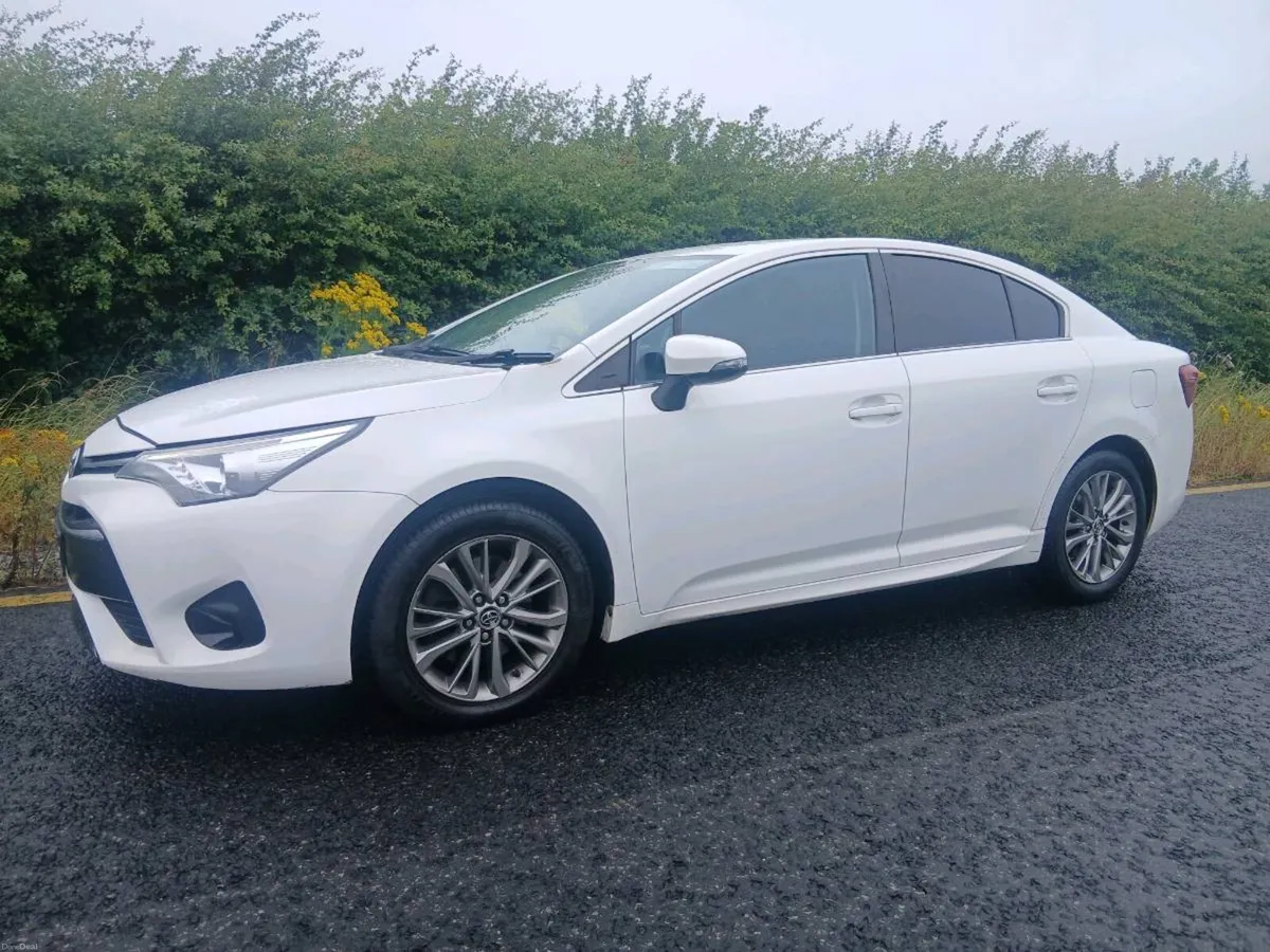 171 TOYOTA AVENSIS 2.0 D4D BUISINESS EDITION - Image 3