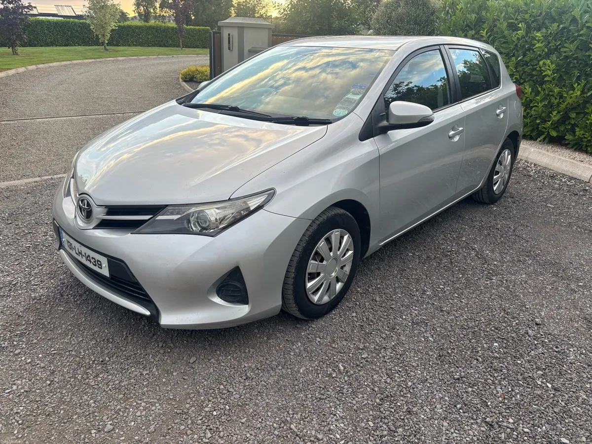 2013 TOYOTA AURIS 1.4D4D NEW NCT - Image 5