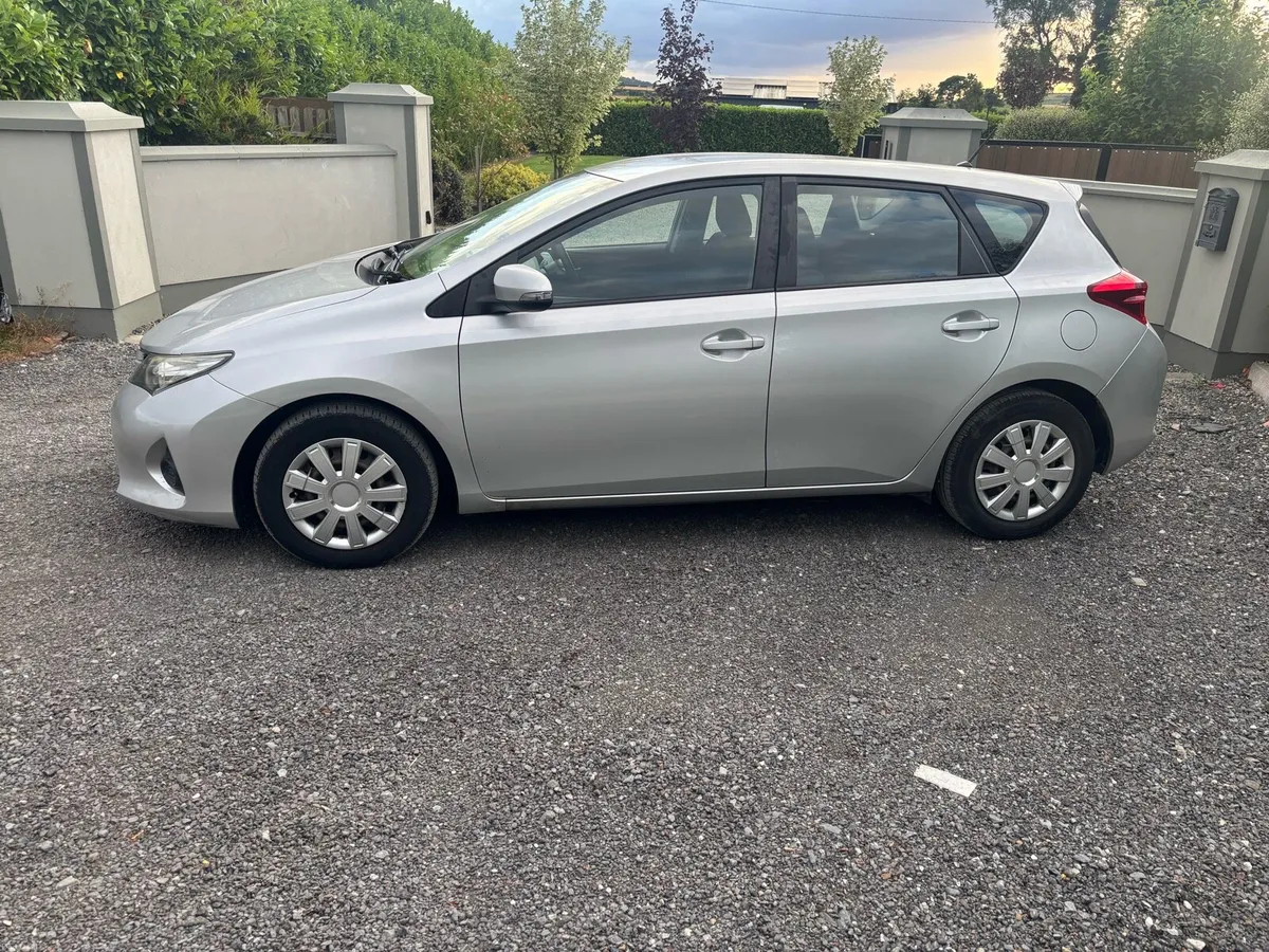 2013 TOYOTA AURIS 1.4D4D NEW NCT - Image 6