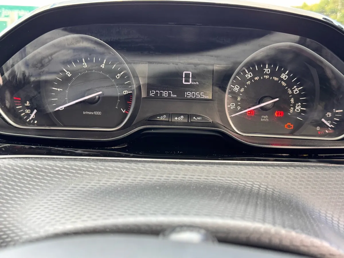 Peugeot 2008, 2016 New NCT, low mileage - Image 5