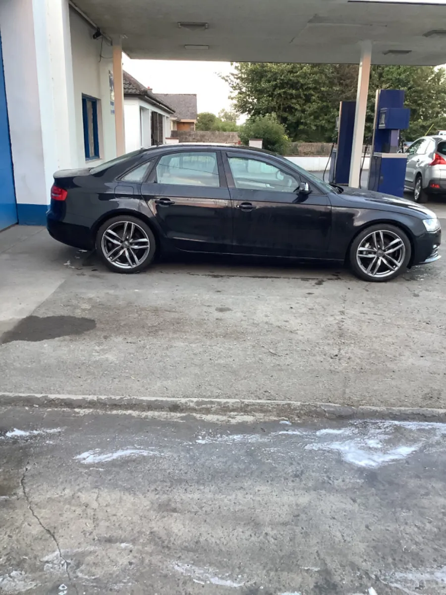 Audi A4 2014 - Image 4