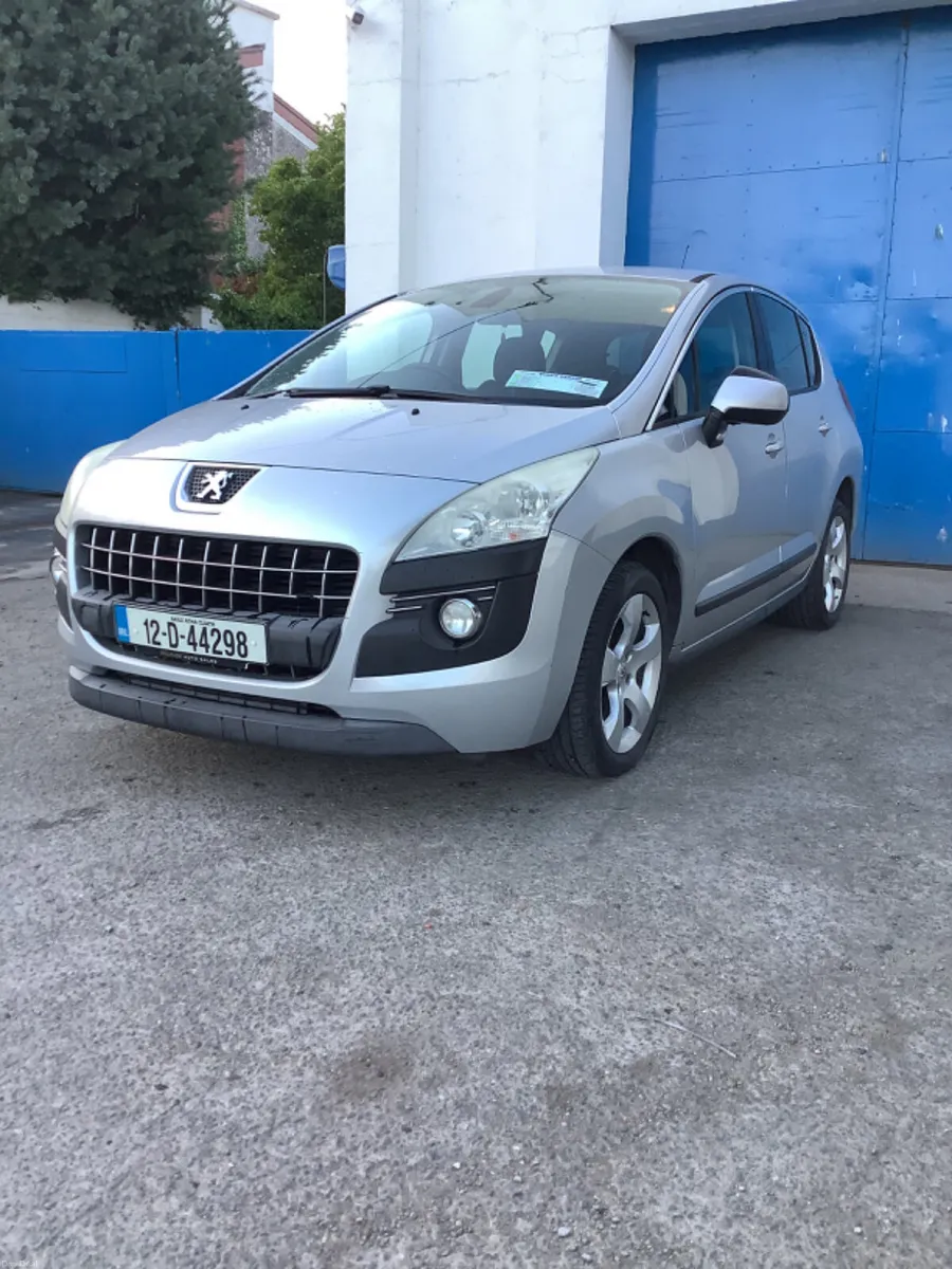 Peugeot 3008 2012 - Image 1