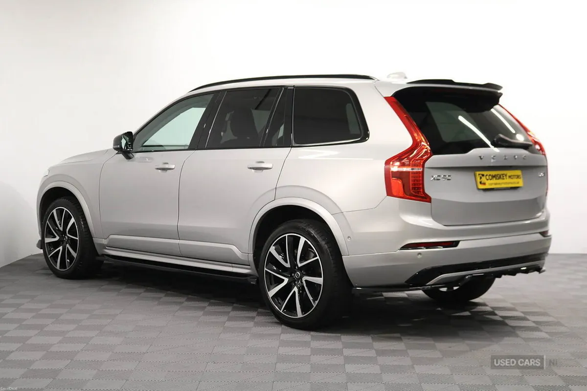 Volvo XC90 B5 MHEV Plus Auto 4WD - Image 5