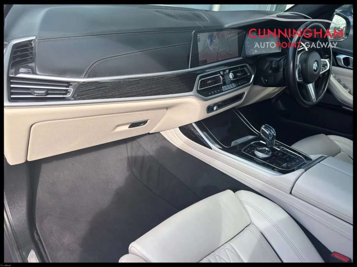 BMW X7 M50d 6 Seater Auto - Image 6