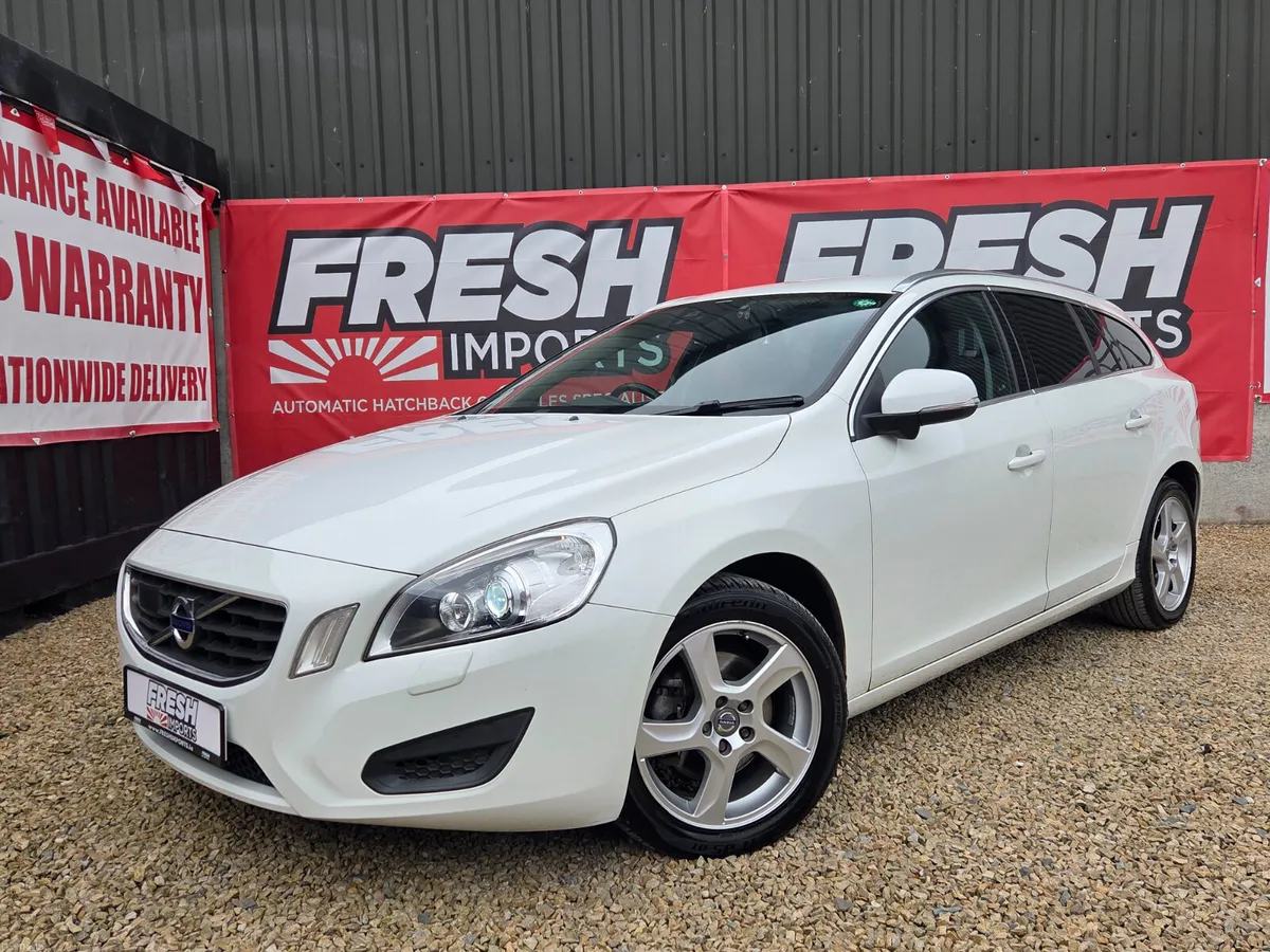 VOLVO V60 AUTO *52KMS* - Image 4