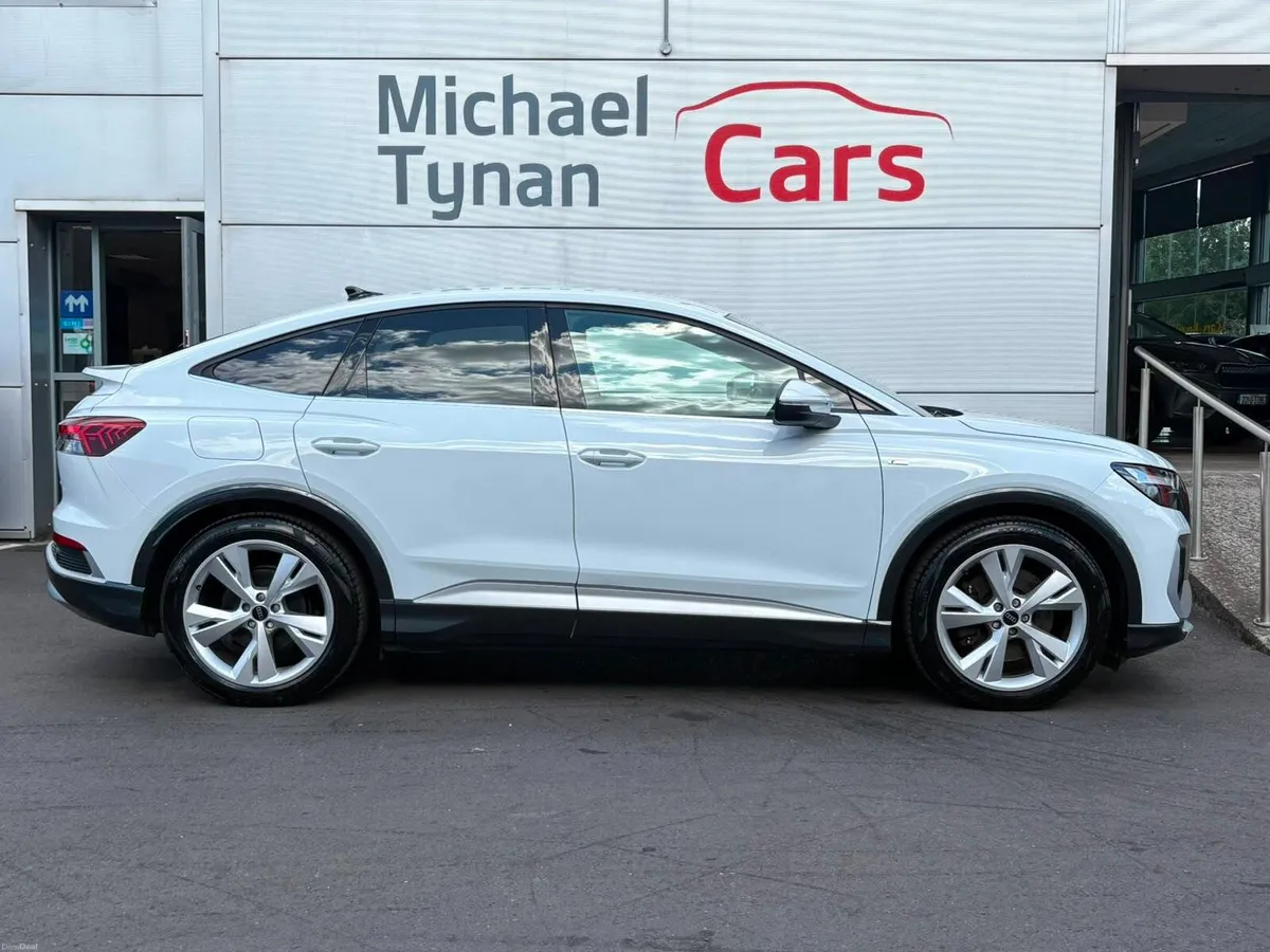 2023 Audi Q4 e Tron Sportback, CarPlay, 20" Alloys - Image 5