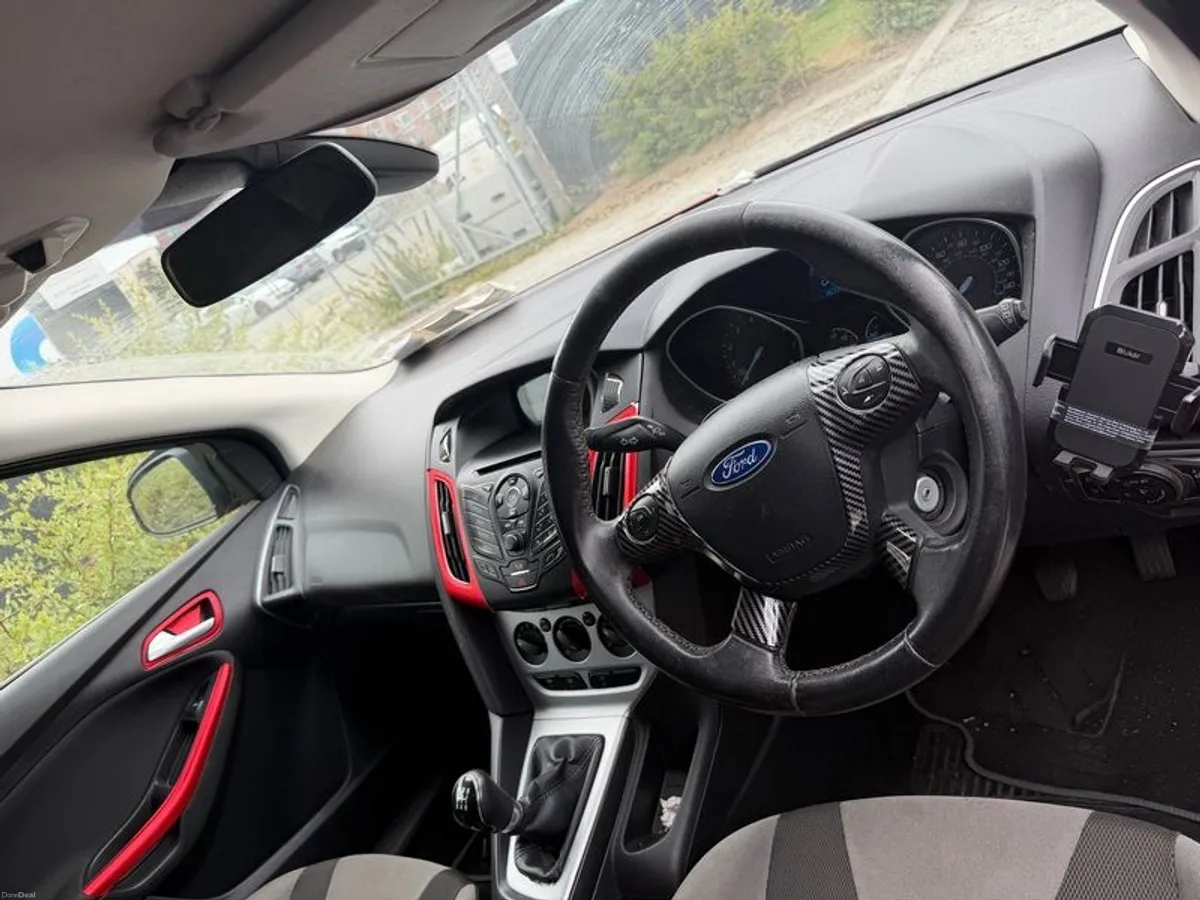 2013 Ford Focus - Image 2