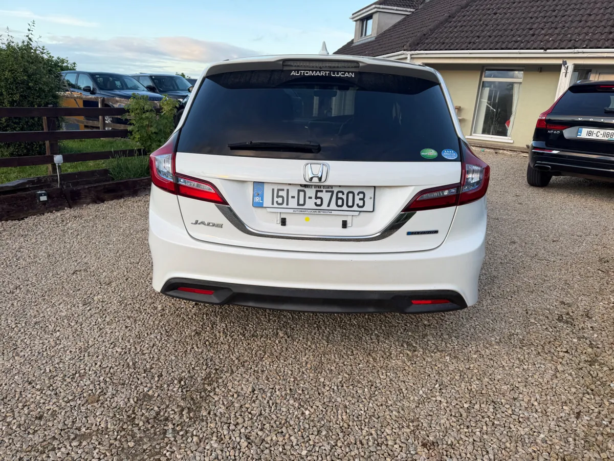 Honda Jade 2015 1.5 Hybrid 6 Seater - Image 6