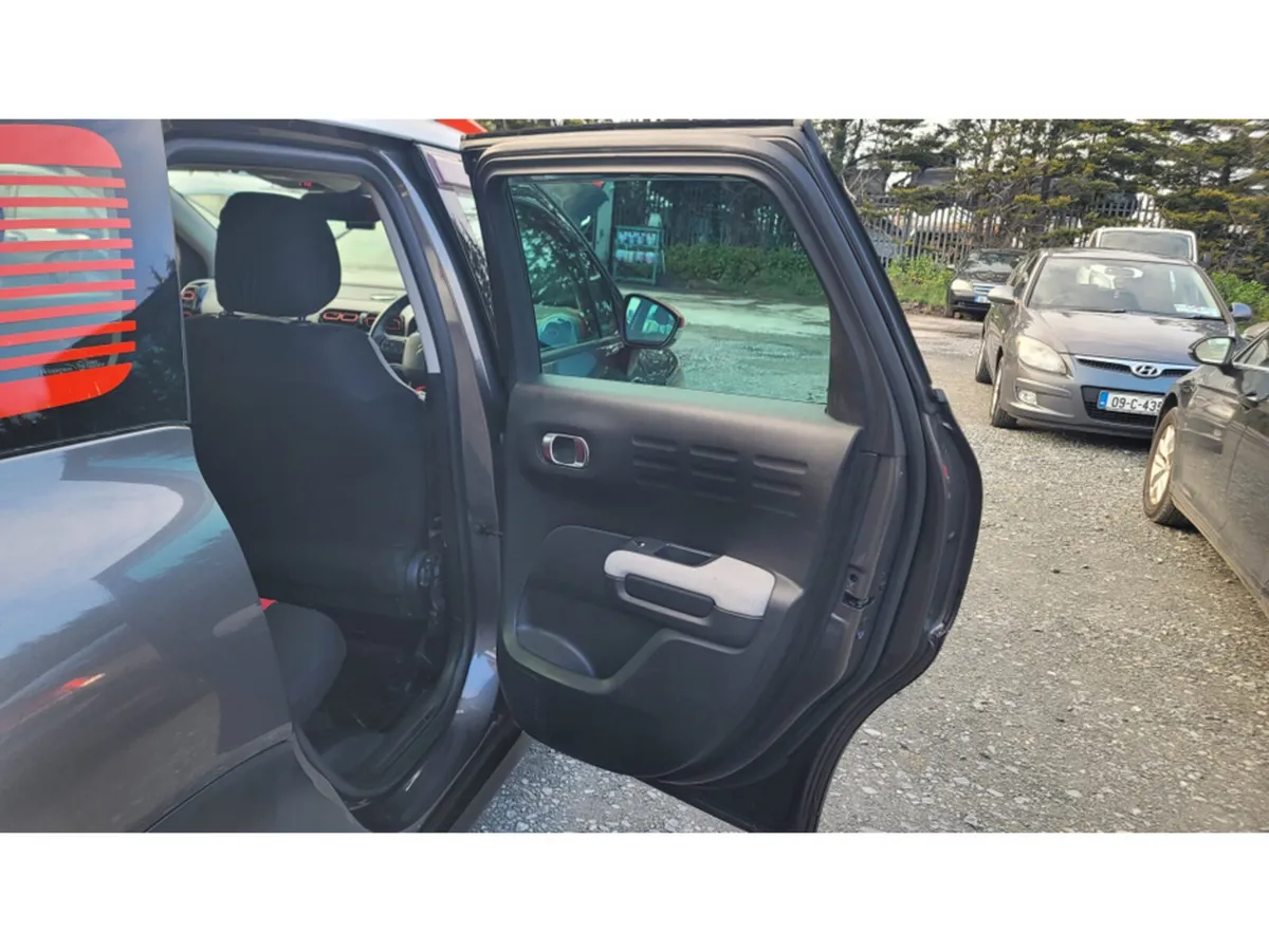 Citroen C3 Aircross 1.2L Automatic Petrol Low Mile - Image 6