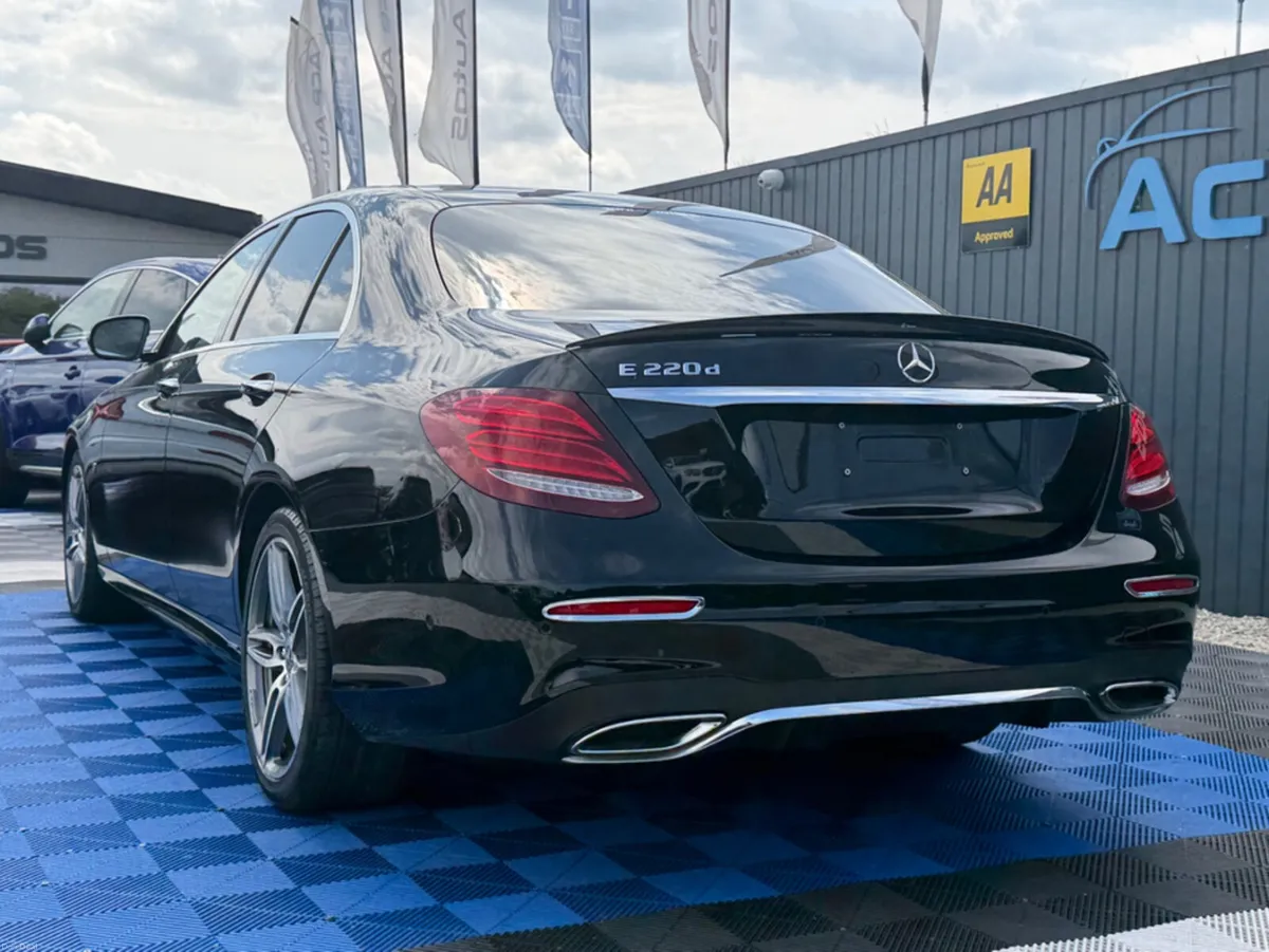 Mercedes-Benz E-Class E220D - AMG AVANTGARDE - 2.0 - Image 4
