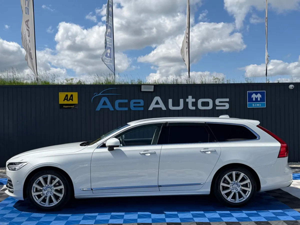 Volvo V90 D4 INSCRIPTION - 2.0L DIESEL - AUTO - 12 - Image 4