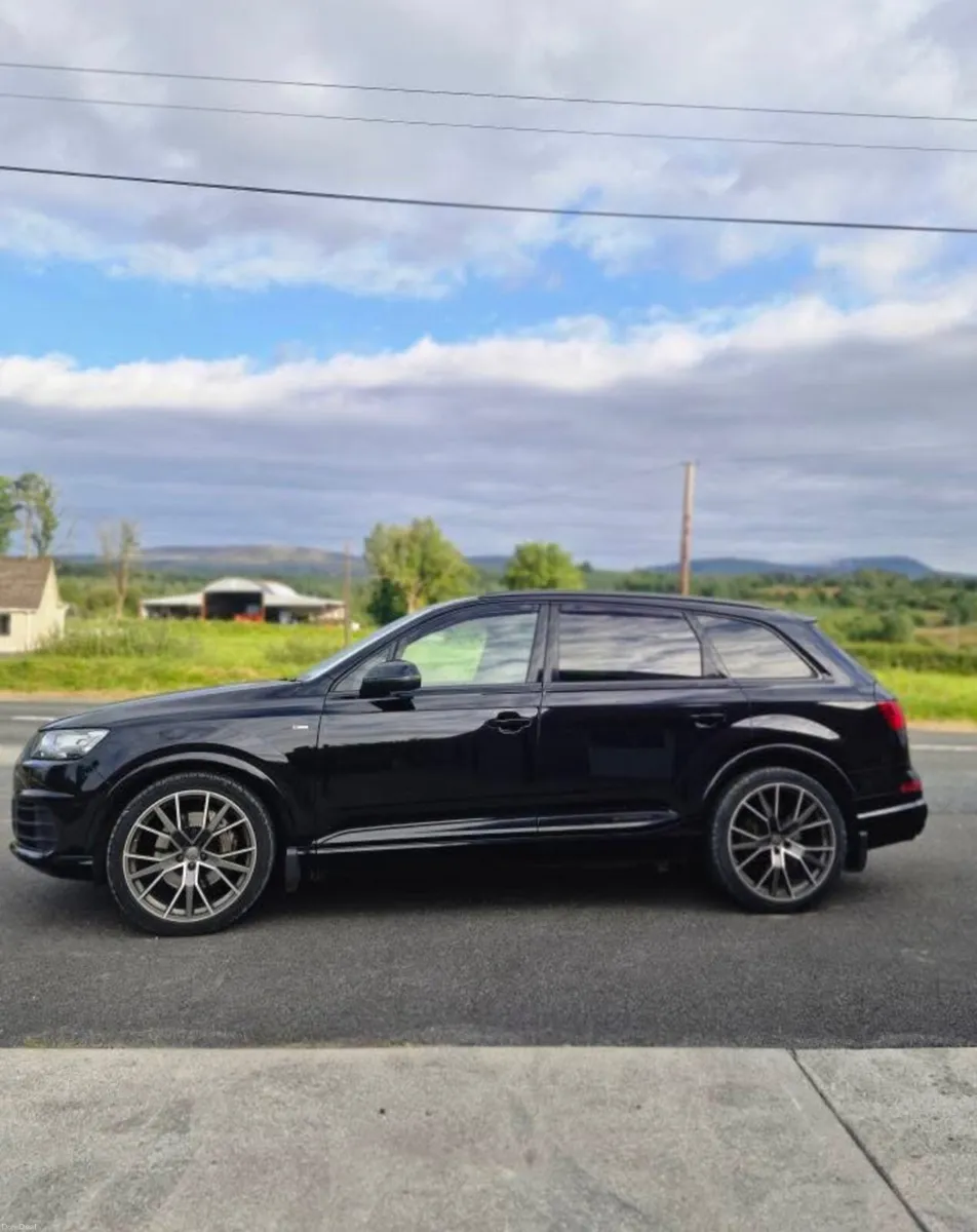2015 Q7 3.0 TDI Sline Quattro - Image 3