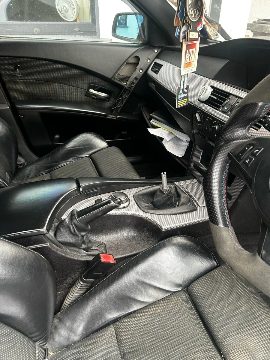 BMW E60 520 d - Image 4