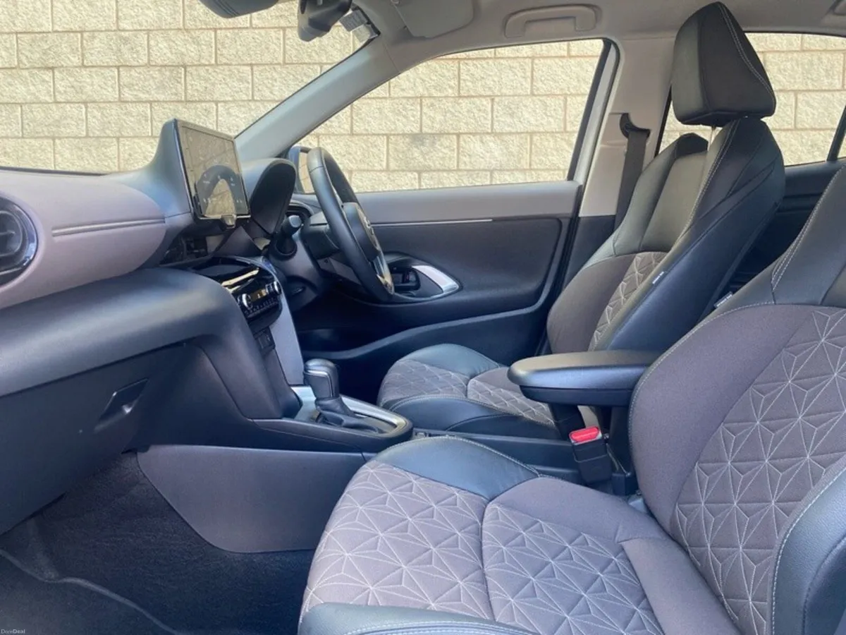 Toyota Yaris Cross YARIS CROSS SOL 4DR AUTO - Image 6