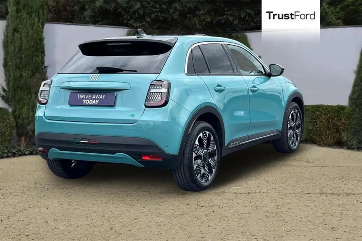 Fiat Other 54kWh La Prima SUV 5dr Electric Auto (1 - Image 4