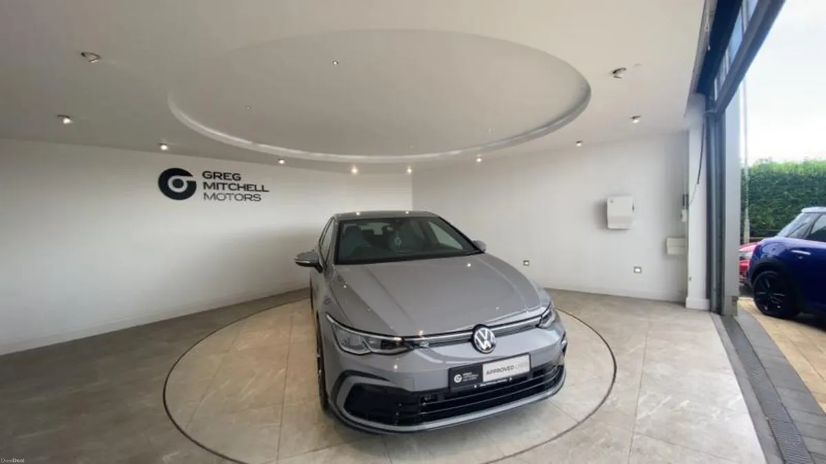 Volkswagen Golf 1.5 eTSI 150 R-Line 5dr DSG - Image 2