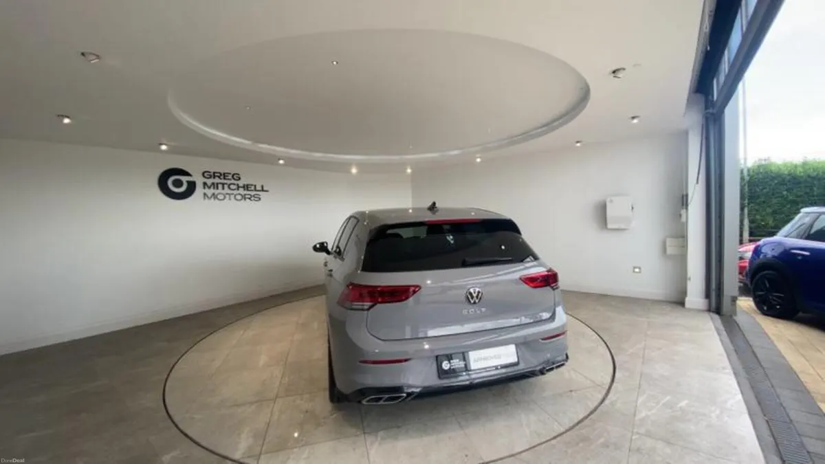 Volkswagen Golf 1.5 eTSI 150 R-Line 5dr DSG - Image 6