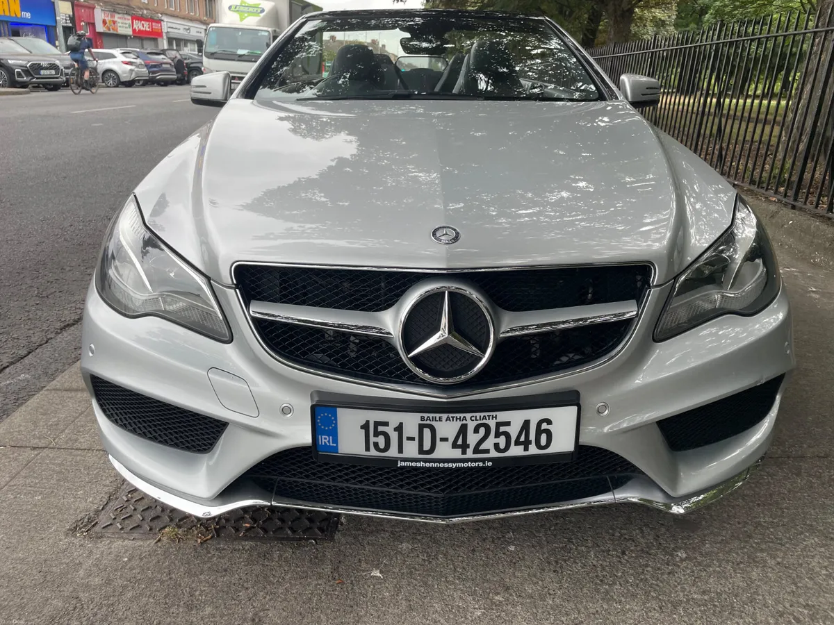 2015 MERCEDES E220 CONVERTIBLE AMG - Image 3