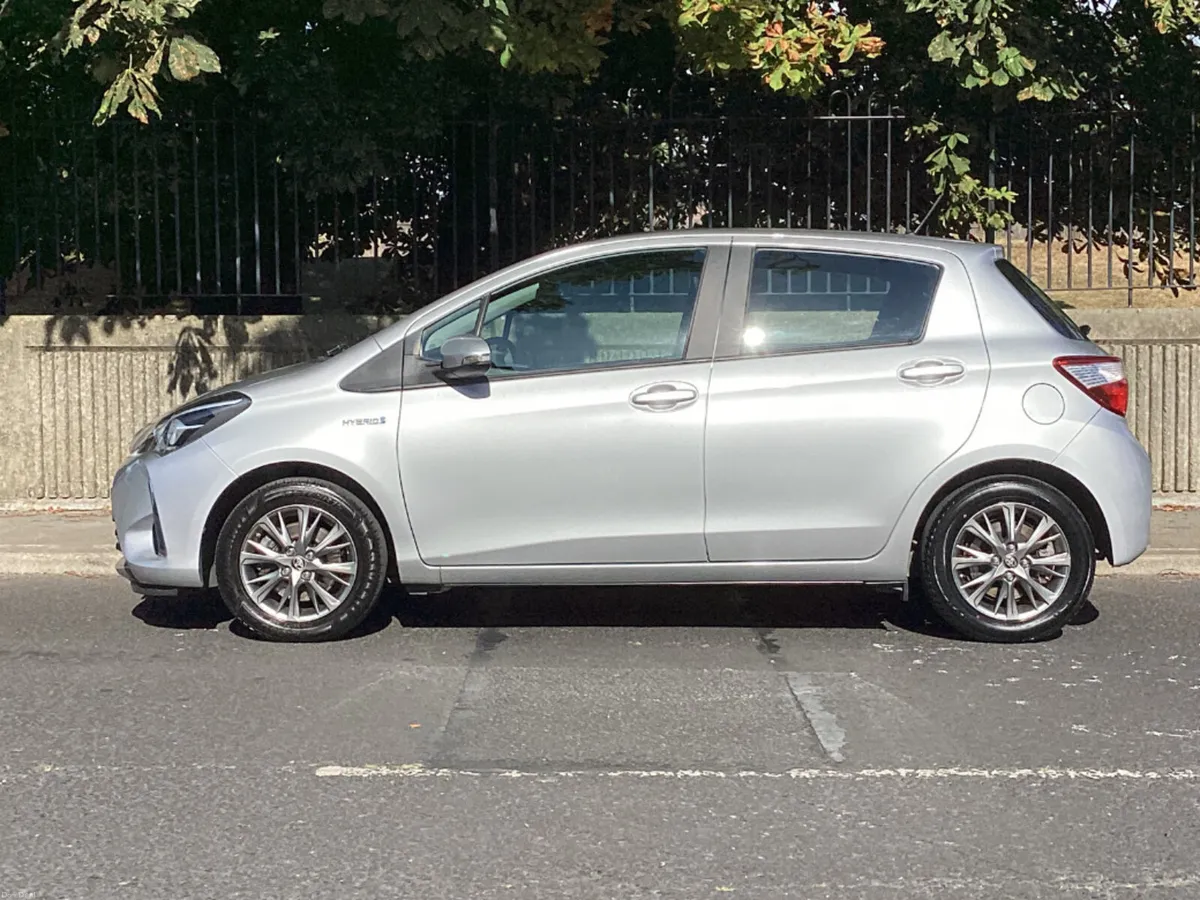 Toyota Yaris HY Hybrid Luna 4DR Auto - Image 6