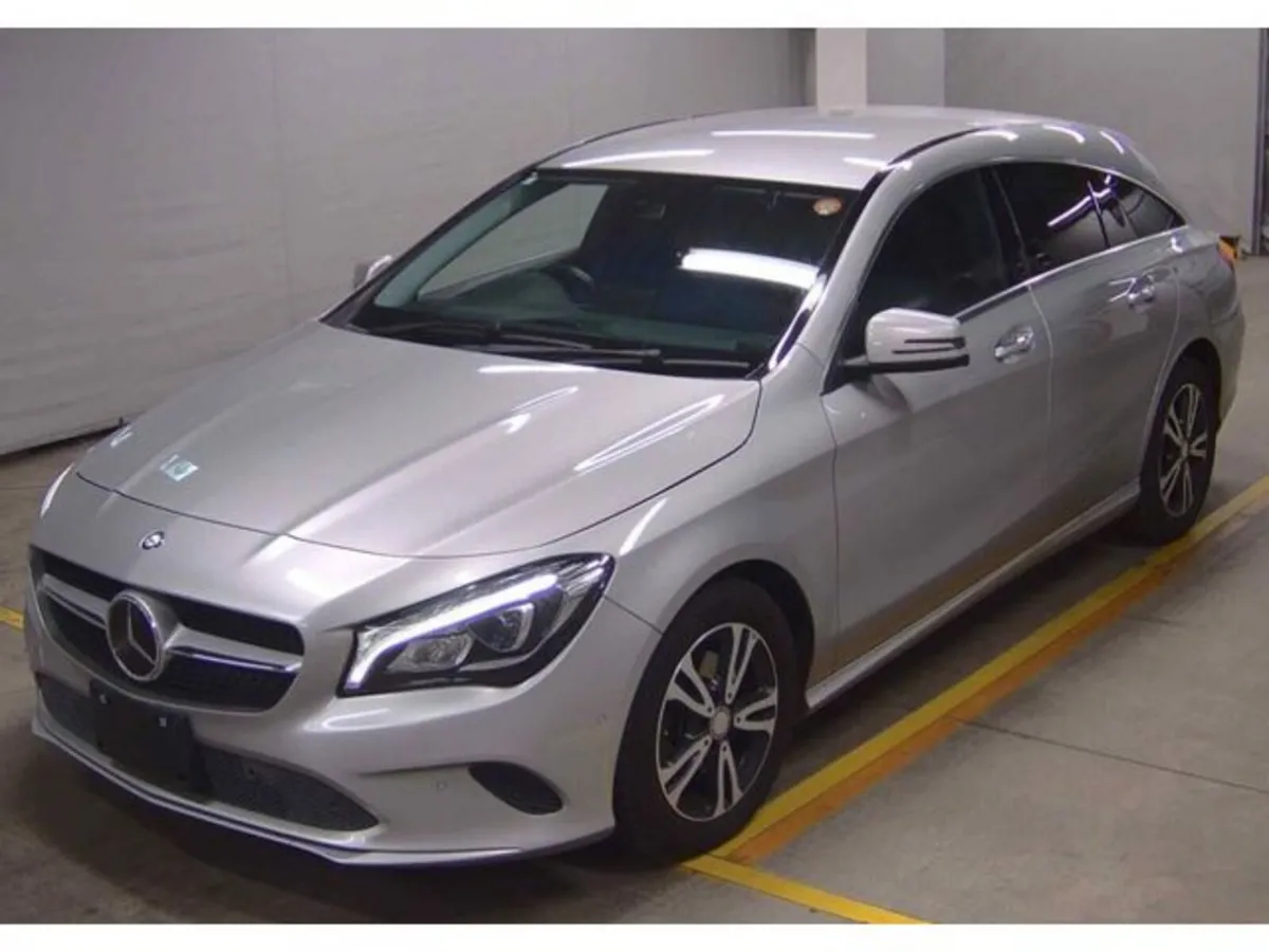 Mercedes-Benz CLA 1.6 CLA180 Shooting Brake Petrol - Image 2