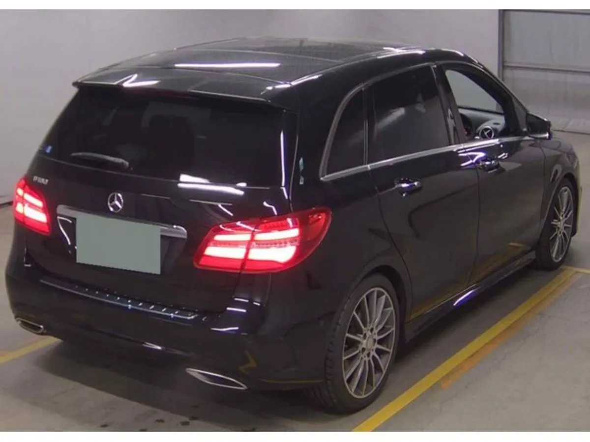 Mercedes-Benz B-Class 1.6 B180 Sport Petrol Auto - Image 4
