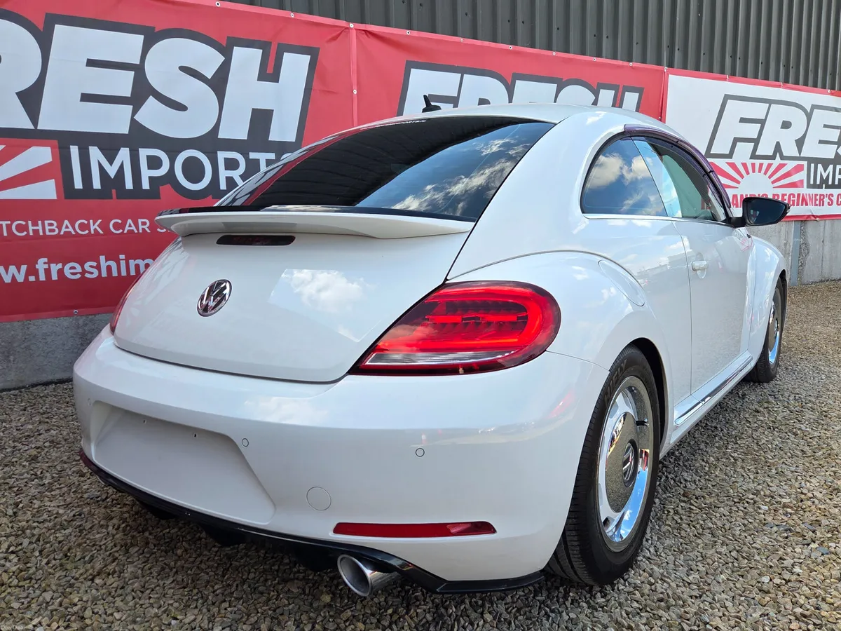 VOLKSWAGEN BEETLE SPORT AUTO - Image 2