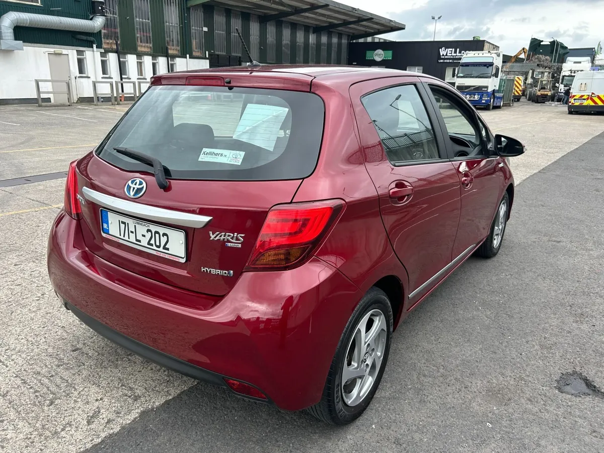 171 Toyota Yaris HYBRID new nct 05/28 tax 01/27 - Image 4