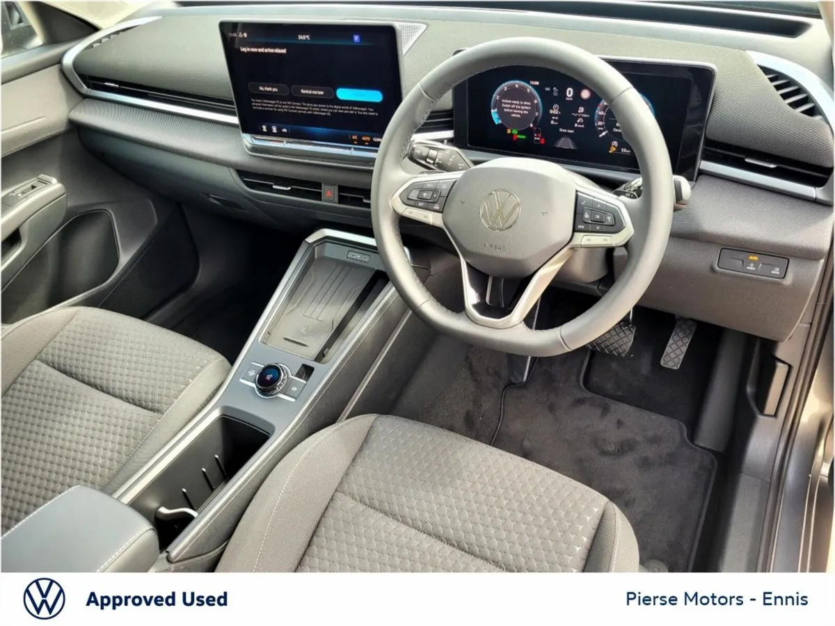 Volkswagen T-Roc LIFE 1.5TSI 116HP MHEV - Upgraded - Image 2