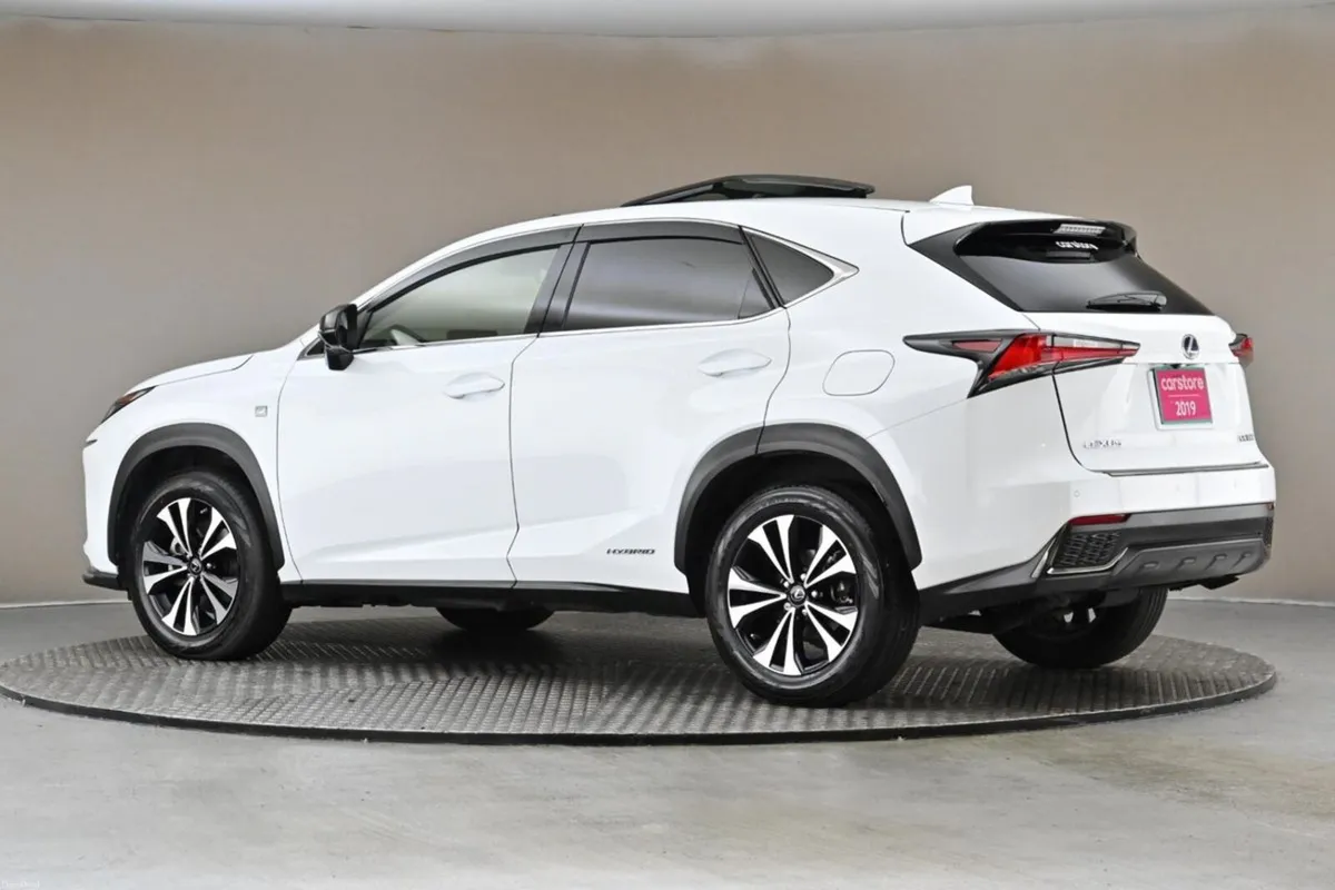 Lexus NX 2.5 PETRO; HYBRID CVT **LETHER MEMO SEATS - Image 6
