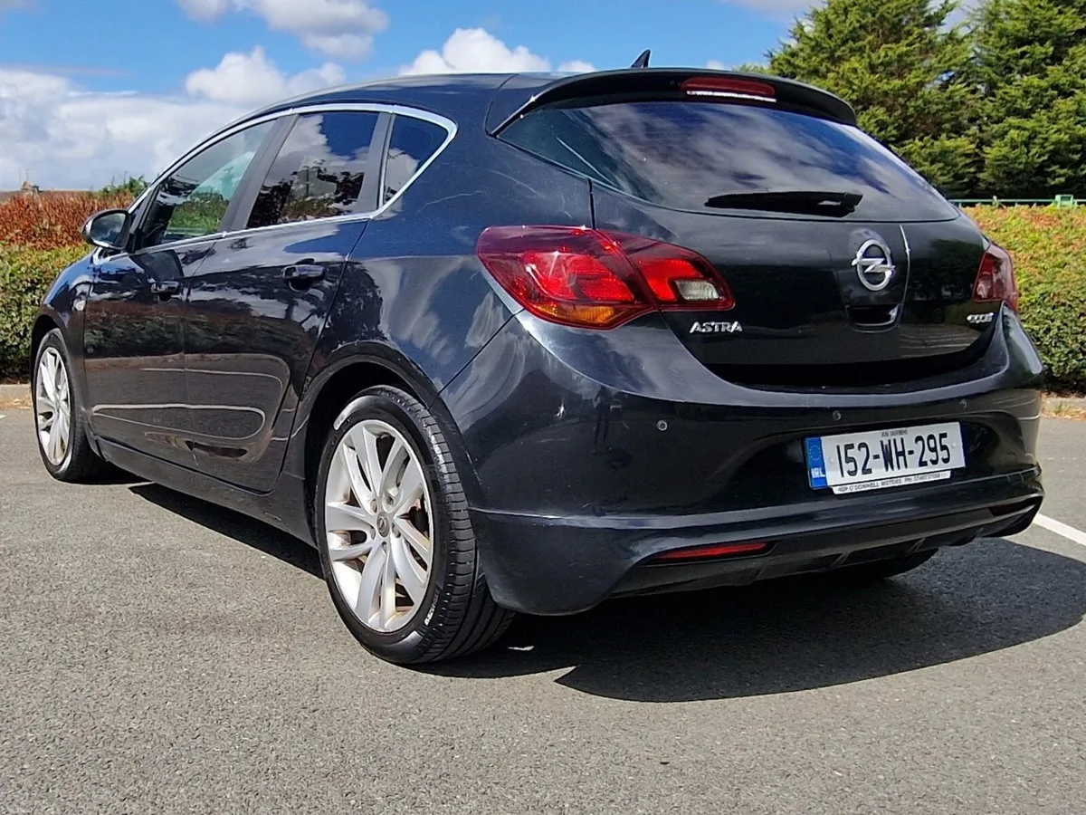 Opel Astra SRI 1.6CTDi - Image 4