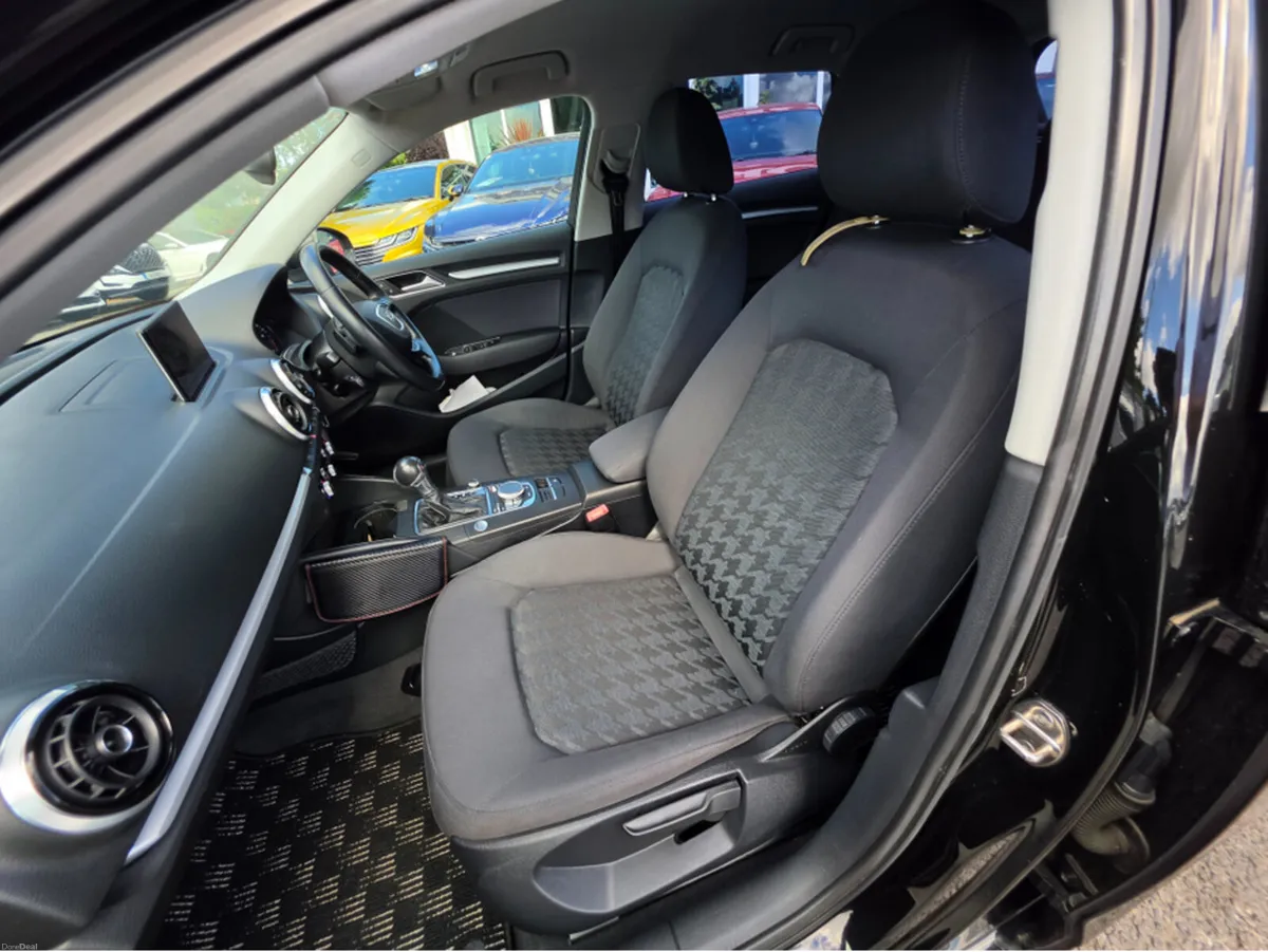 Audi A3 1.4 TFSI AUTOMATIC -PRIVACY GLASS  REVERSI - Image 6