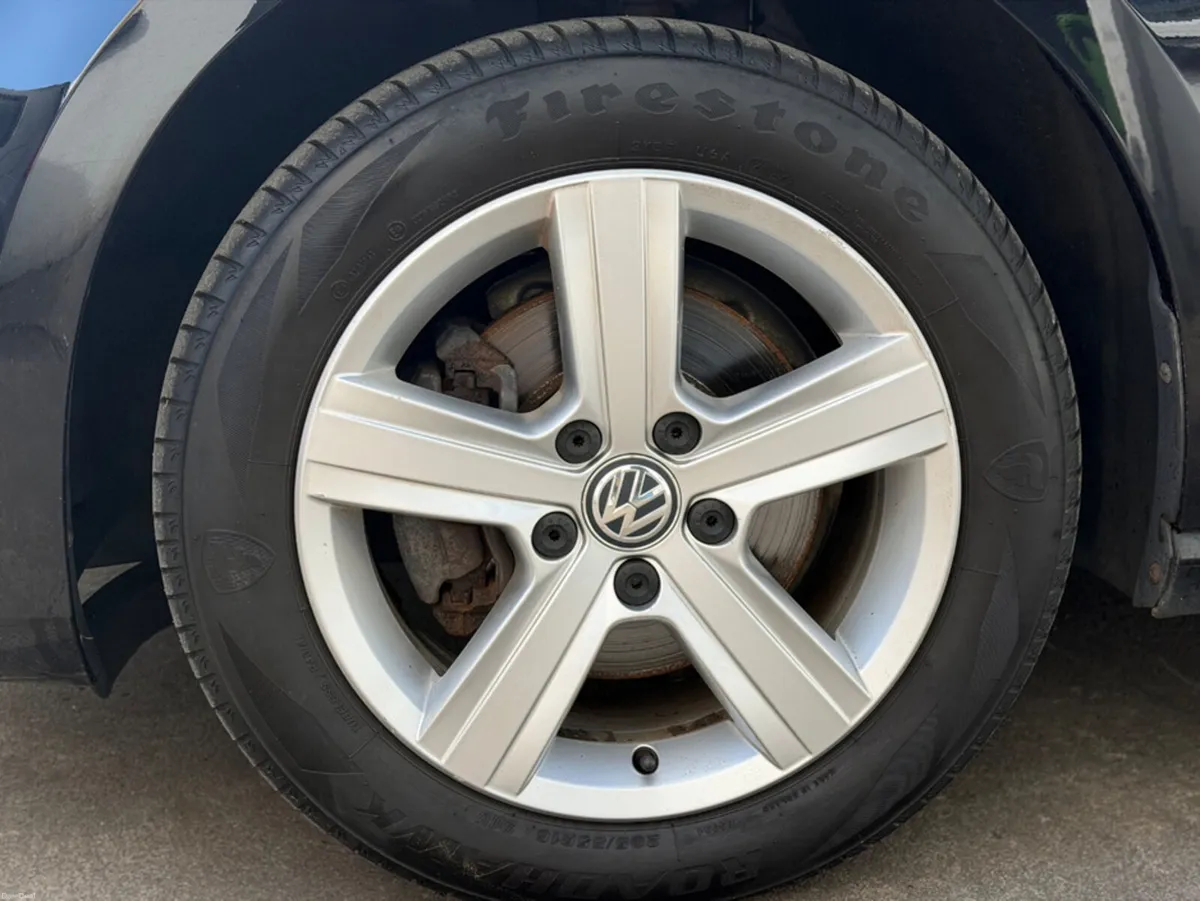 Volkswagen Golf MATCH BLUEMOTION - Image 2