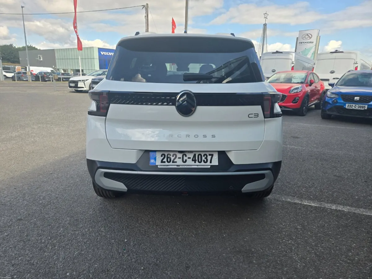 Citroen C3 Aircross PLUS Pure Tech 100 MY30 4DR - Image 4