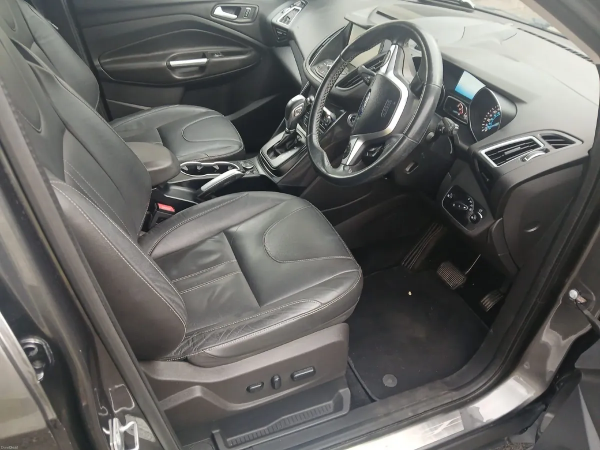 Ford Kuga Titanium 2016 - Image 3