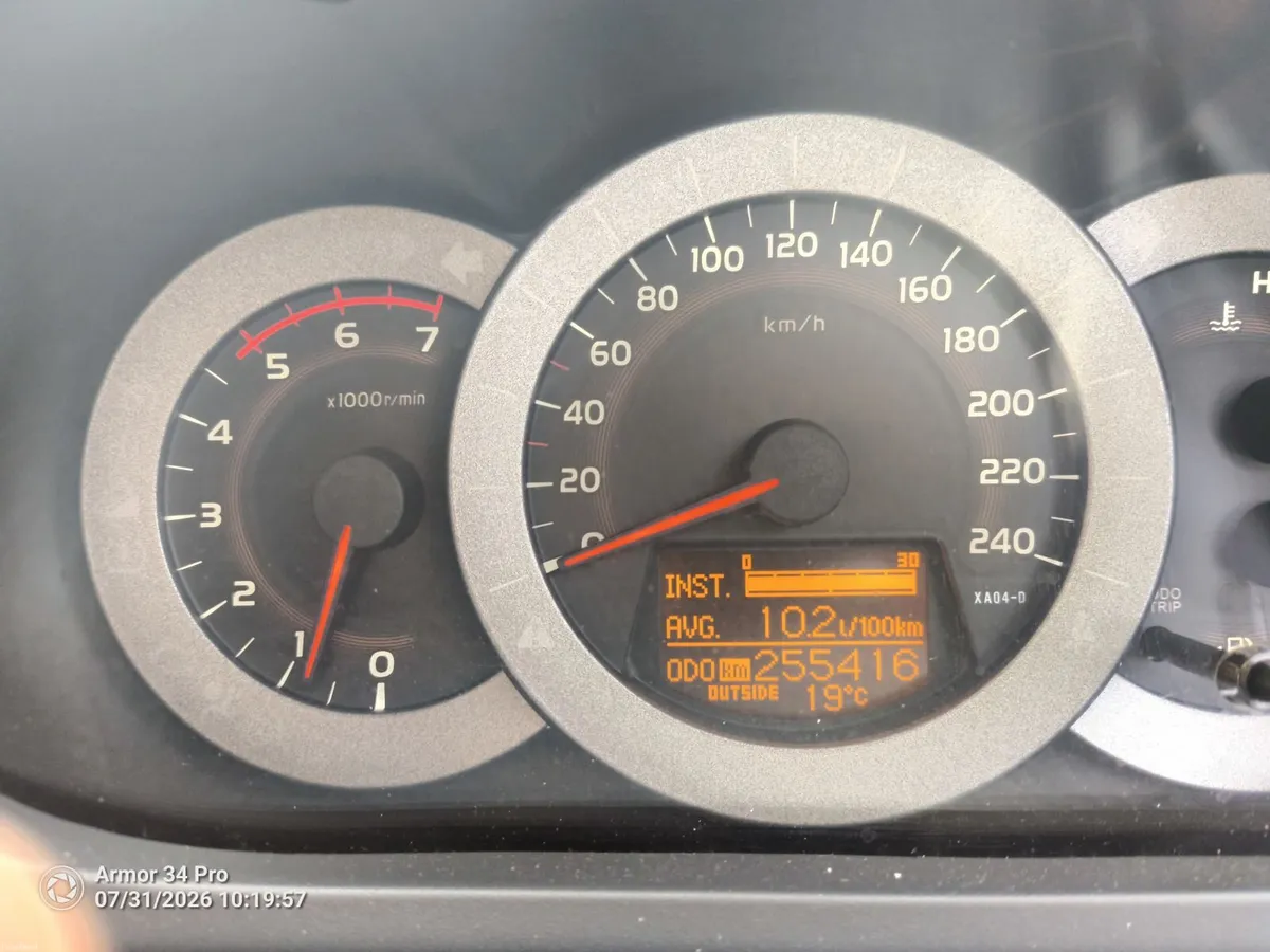 Toyota RAV4 2011 - Image 3